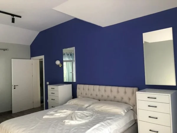 Durres, shitet Vile 3+1 Kati 1, 616 m² 440.000 € (Qerret)