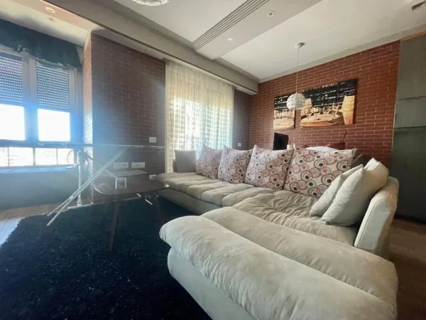 Tirane, shitet apartament 1+1 , 99 m² (Myslym Shyri)