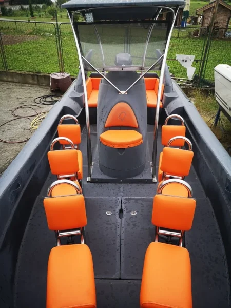 Kroaci, ofroj gomone Bura 8,5 gommon , 42.500 €