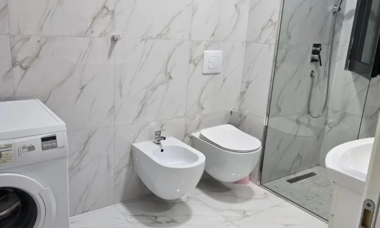 Tirane, jepet me qera apartament 1+1 Kati 6, 71 m² 450 € (Astir)
