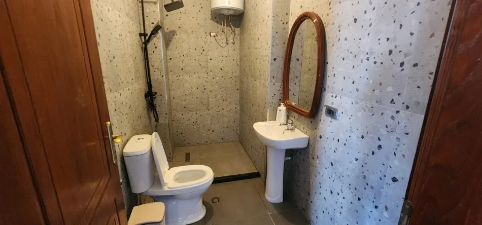 Tirane, Apartament 1+1 per shtje  Kati 4, 67 m² 87.000 € (Fresk)