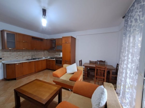 Durres, jepet me qera apartament 1+1 Kati 2, 65 m² 400 € 