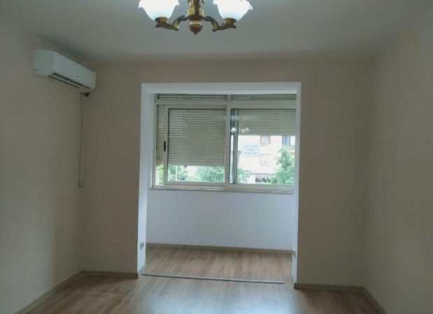 Tirane, jepet me qera 1+1 Kati 2, 70 m² 450 € (21 Dhjetori)
