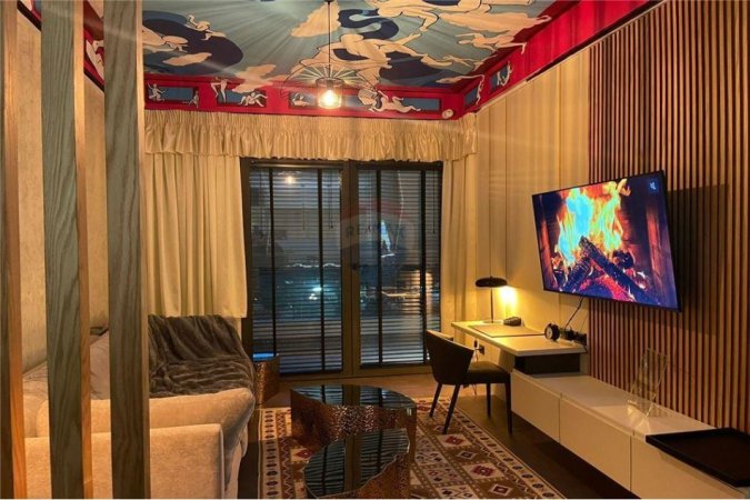 Tirane, jepet me qera apartament 1+1 , 74 m² 900 € (Rruga e Kavajes-Kompleksi Delijorgji)
