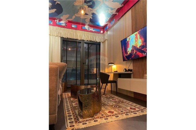 Tirane, jepet me qera apartament 1+1 , 74 m² 900 € (Rruga e Kavajes-Kompleksi Delijorgji)
