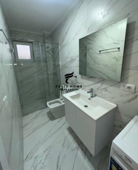 Tirane, jepet me qera apartament 1+1 Kati 1, 70 m² 600 € (RRUGA E ELBASANIT)