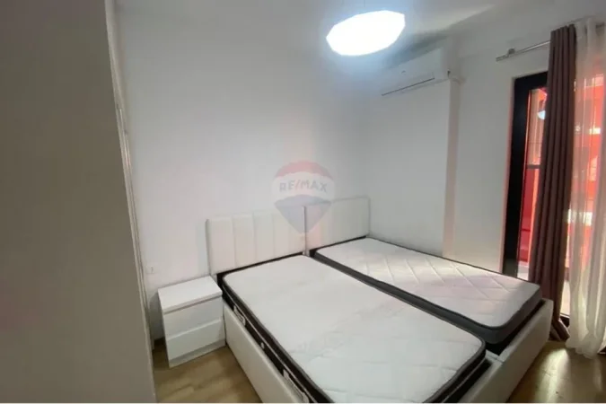 Tirane, jepet me qera apartament 2+1 , 97 m² 600 € (Rruga e Dibres- Farmacia 10)