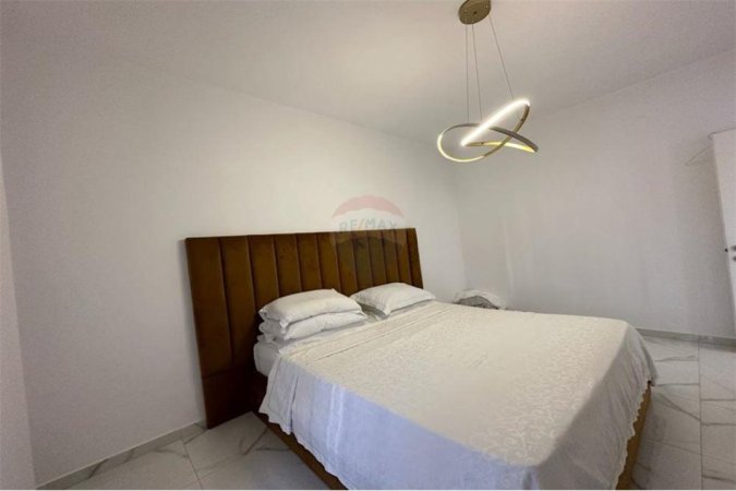 Tirane, shitet apartament 1+1 , 80 m² 165.000 € (Rruga e Dibres)