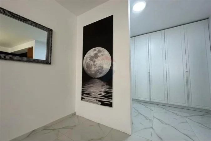 Tirane, shitet apartament 1+1 , 80 m² 165.000 € (Rruga e Dibres)