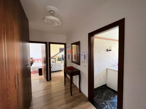 Tirane, jepet me qera apartament 1+1+Ballkon Kati 5, 68 m² 550 € (Diplomat 2)