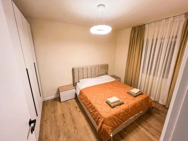 Tirane, shitet apartament 1+1+Ballkon Kati 4, 57 m² 130.000 € (qender)