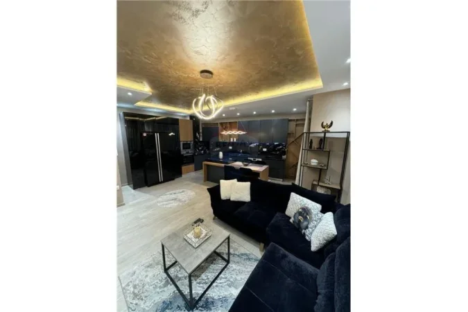 Tirane, jepet me qera 2+1+Ballkon Kati 3, 97 m² 1.100 € (Liqeni i Thate)