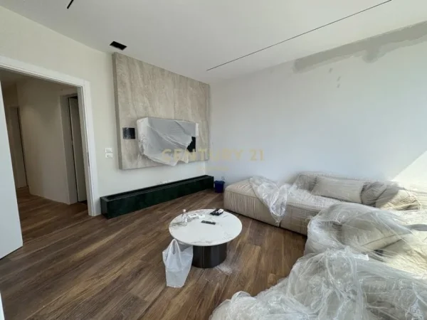Tirane, jepet me qera apartament Kati 7, 130 m² 2.200 € (liqeni ithate)
