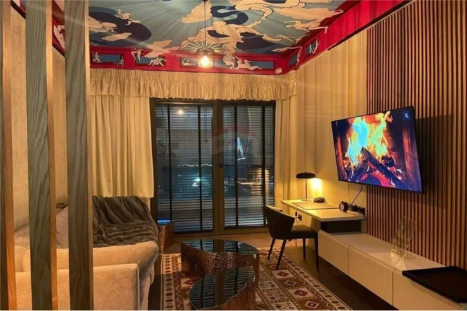 Tirane, jepet me qera apartament 1+1 Kati 3, 74 m² 900 € (Jepet apartament 1+1 ne Kompleksi Delijorgji!)