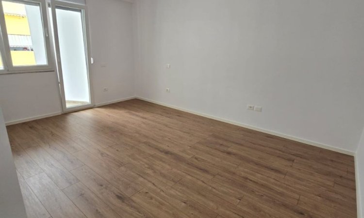 Tirane, shitet apartament 2+1+Aneks+Ballkon Kati 7, 97 m² 210.000 € (Rruga e kavajes , Qendra Condor)