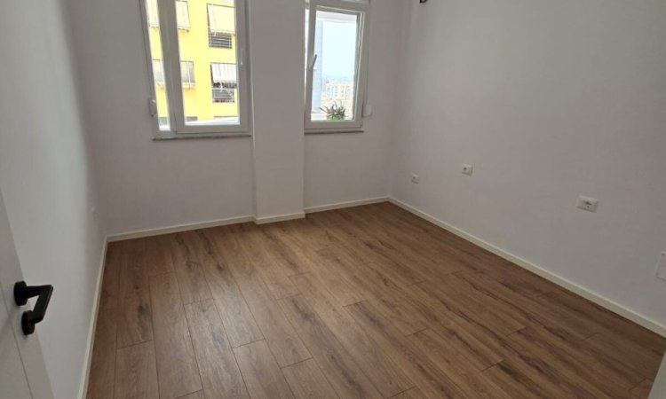 Tirane, shitet apartament 2+1+Aneks+Ballkon Kati 7, 97 m² 210.000 € (Rruga e kavajes , Qendra Condor)