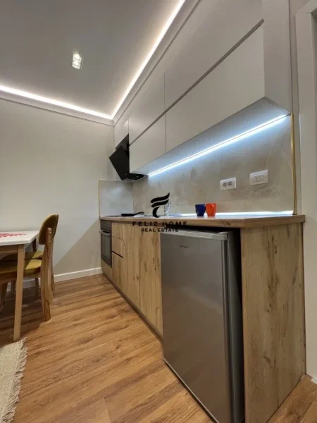 Tirane, jepet me qera apartament 1+1 Kati 1, 60 m² 600 € (SPITALI AMERIKAN)