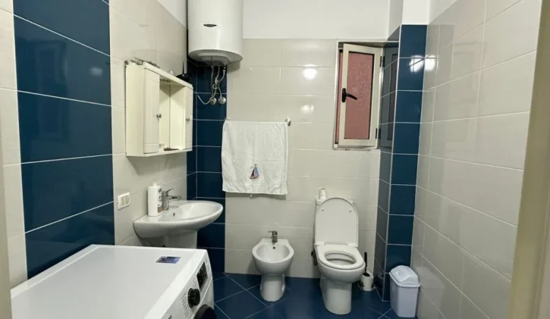 Tirane, shitet apartament 2+1+Aneks+Ballkon Kati 2, 138 m² 178.100 € (astir , 2 palmat)