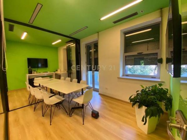 Tirane, jap me qera zyre Kati 1, 186 m² 1.200 Euro (myslym shyri)
