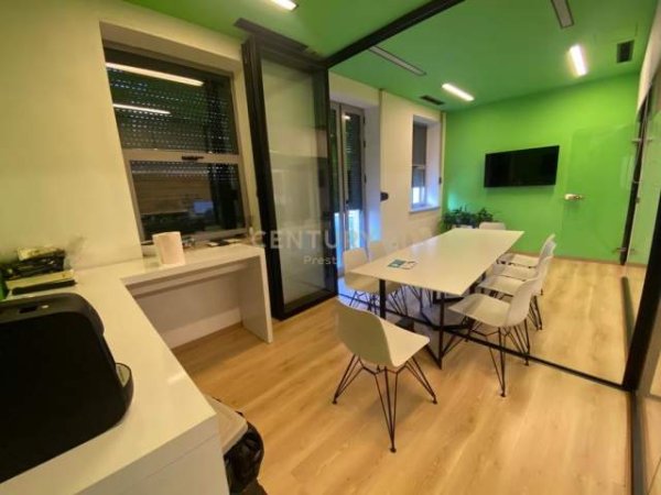 Tirane, jap me qera zyre Kati 1, 186 m² 1.200 Euro (myslym shyri)