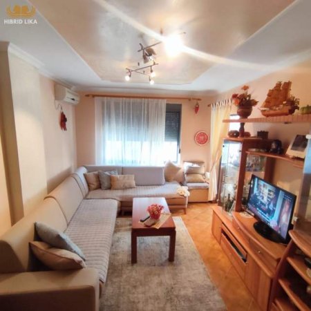 Mali Robit, shes apartament Kati 1, 64 m² 75.000 Euro (Mali i Robit)