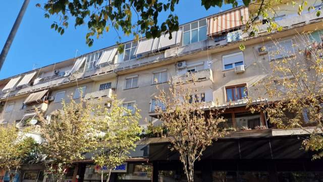 Tirane, jepet me qera apartament Kati 3, 104 m² 900 Euro