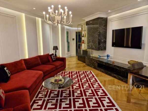 Tirane, jap me qera apartament 2+1+BLK Kati 1, 160 m² 2.000 Euro (kopshti botanik)