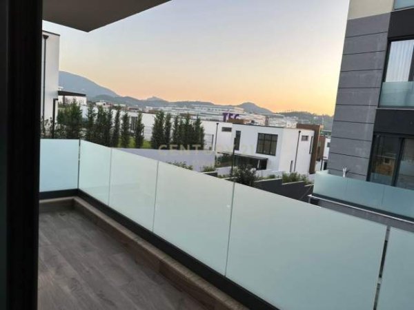 Tirane, jap me qera apartament 1+1+BLK Kati 2, 82 m² 1.000 Euro (tegu)