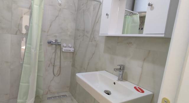 Tirane, jap me qera apartament 1+1+BLK Kati 5, 40.000 Leke (Selaudin Zorba)