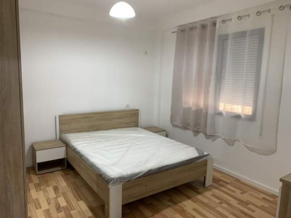 Tirane, jepet me qera apartament 1+1+BLK Kati 1, 65 m² 350 Euro (Bitraj Rezidence)