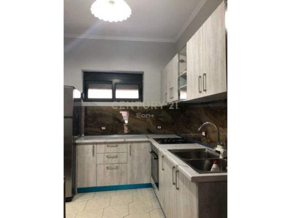 Durres, jepet me qera apartament 2+1 Kati 0, 130 m² 250 Euro (Ujesjellesi, Durres)