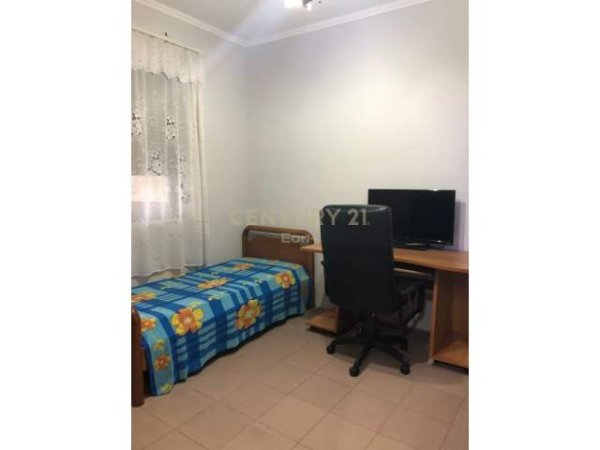 Durres, jepet me qera apartament 2+1 Kati 0, 130 m² 250 Euro (Ujesjellesi, Durres)
