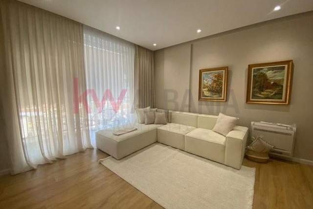 Tirane, jepet me qera apartament Kati 7, 110 m² 900 Euro (Rruga e Kavajes)