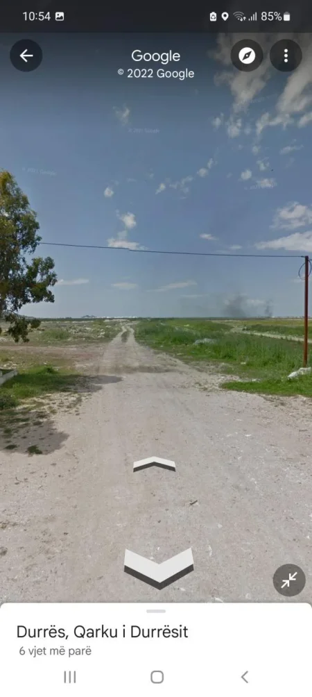 Durres, Jepet me Qera ose Shiten 2 Parcela Toke me sip 10000 m2 dhe 15000 m2  (L15. Spitalle Rr.Sulo Bogdo2)