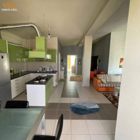 Mali Robit, shes apartament Kati 5, 118 m² 78.000 Euro (Mali i Robit)