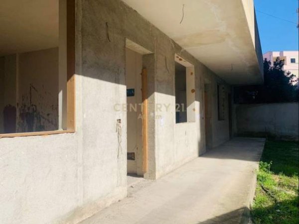SHESIM SHTEPI PRIVATE + TRUALL TE 21 DHJETORI !110 m² 280.000 Euro i diskutueshem