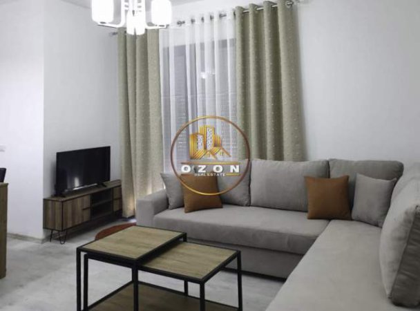 Tirane, jepet me qera apartament 1+1 Kati 1, 70 m² 420 Euro (21 Dhjetori)