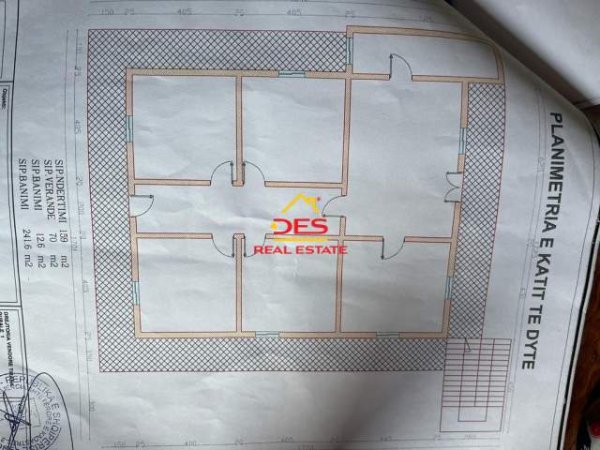 Tirane, shitet shtepi 618 m² 350.000 Euro