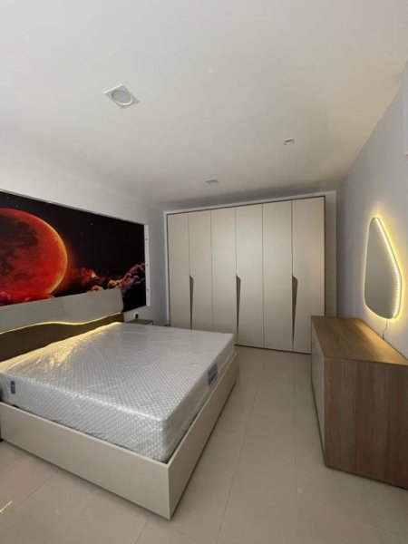 Tirane, jepet me qera apartament 1+1+BLK Kati 1, 60 m² 500 Euro (rruga kavajes)