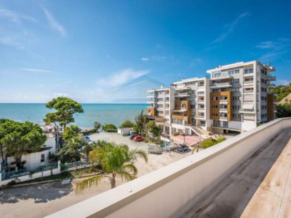 Durres, jepet me qera apartament Kati 2, 118 m² 650 Euro (CURRILA,DURRES)
