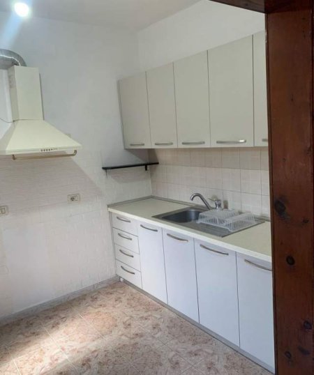 Tirane, jepet me qera Vile 1+1 Kati 1, 25.000 Leke (Don Bosko)