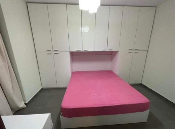Tirane, jepet me qera apartament 1+1+BLK Kati 2, 65 m² 450 Euro