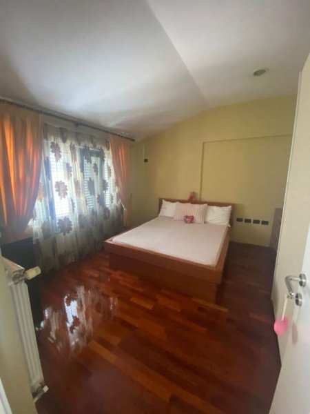 Tirane, jepet me qera Vile 3+1+BLK  2.500 Euro