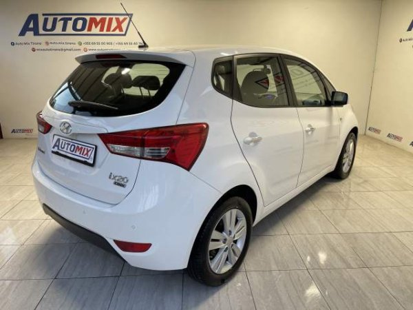 Tirane, shes makine Hyundai ix20 Viti 2013, 5.900 Euro