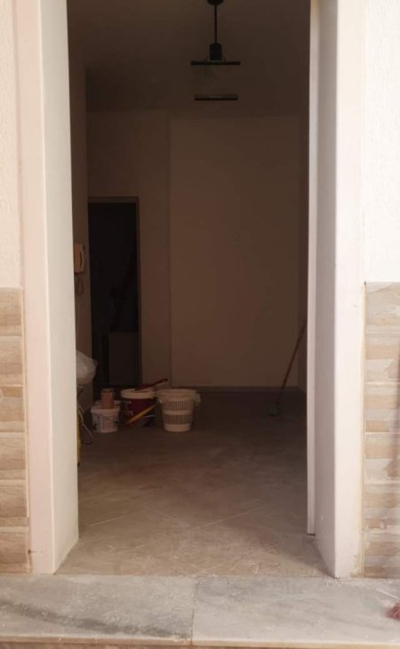 Tirane, jepet me qera Vile 3+1+BLK Kati 3, 226 m² 1.200 Euro (dibres)