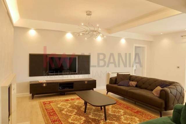 Tirane, shitet apartament 2+1+BLK Kati 4, 215 m² 315.000 Euro (Sheshi Willson)