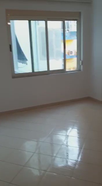 Tirane, jepet me qera apartament 1+1+BLK Kati 3, 70 m² 300 Euro (ali visha)
