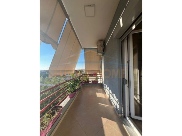 Tirane, shitet apartament 2+1 Kati 2, 82 m² 125.000 € (FRESK)