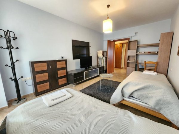 Tirane, shitet apartament 2+1+Ballkon Kati 4, 100 m² (Rruga Sami Frasheri)