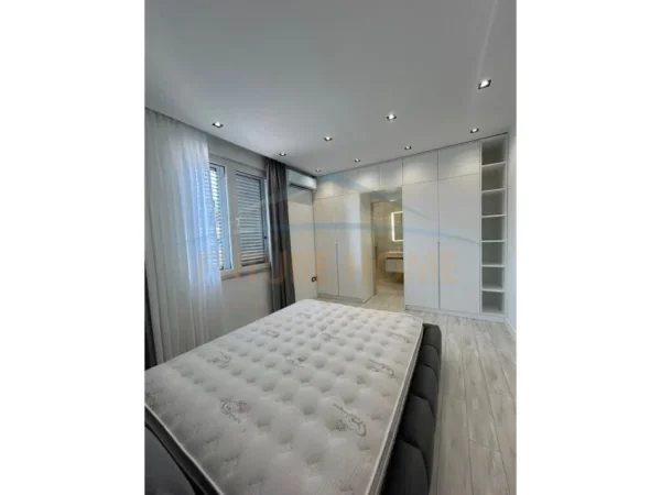 Tirane, shitet apartament 3+1+Ballkon Kati 7, 111 m² 275000 € (Kompleksi Delijorgji)